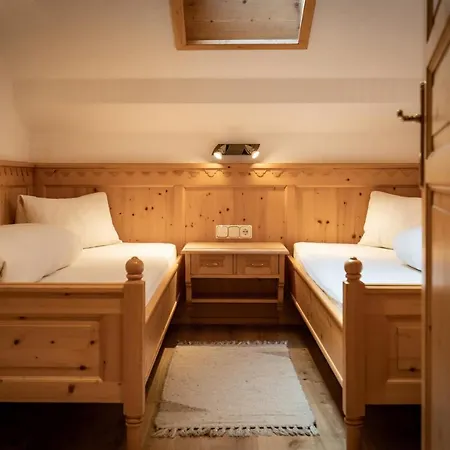 Apartmenthaus Gutwenger Διαμέρισμα *