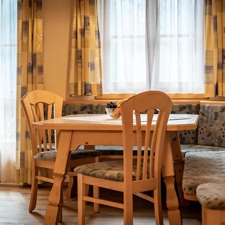 Apartmenthaus Gutwenger Apartment *