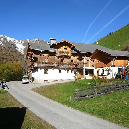 Apartmenthaus Gutwenger * Innervillgraten