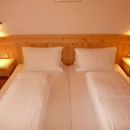 Apartmenthaus Gutwenger Apartmán *