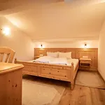 Apartmenthaus Gutwenger *