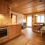 Apartmenthaus Gutwenger דירה אינרבילגרטן